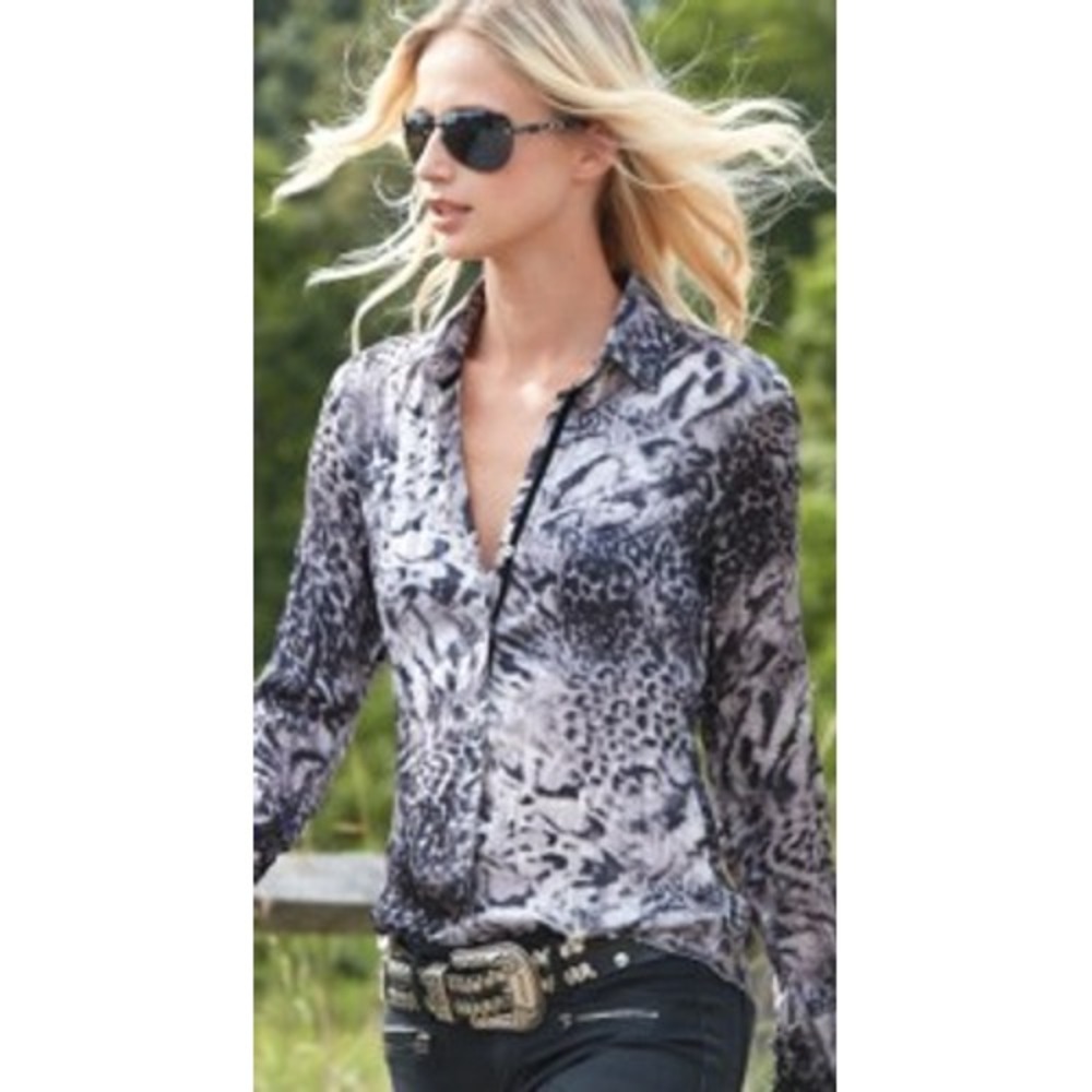 Cino | Snow Leopard Grey Button Down Crinkle Shirt Sz M